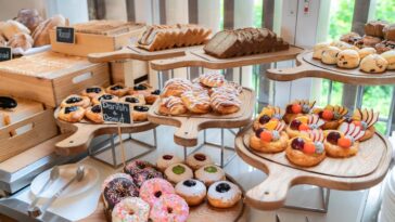 preparer-buffet-petit-dejeuner