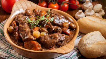 bouef-bourguignon-cocotte